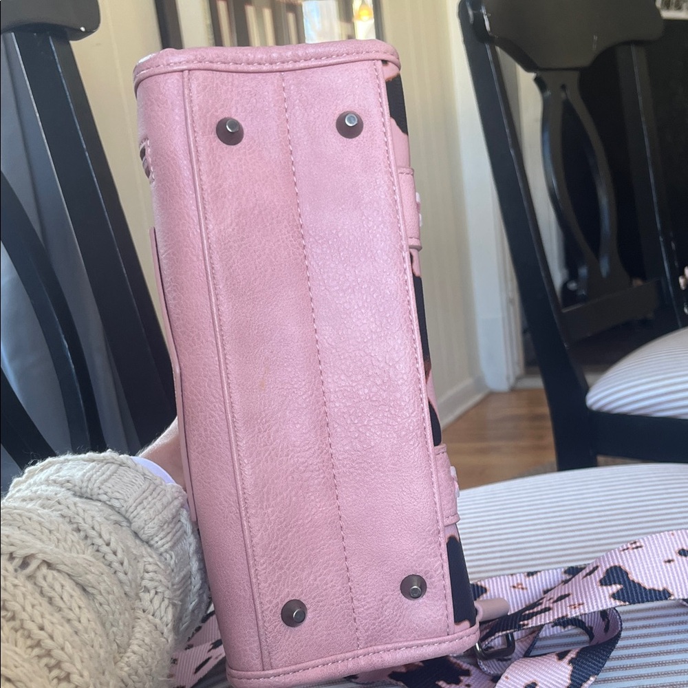 Wrangler Pink and Black Cowprint Purse - Picture 4 of 5